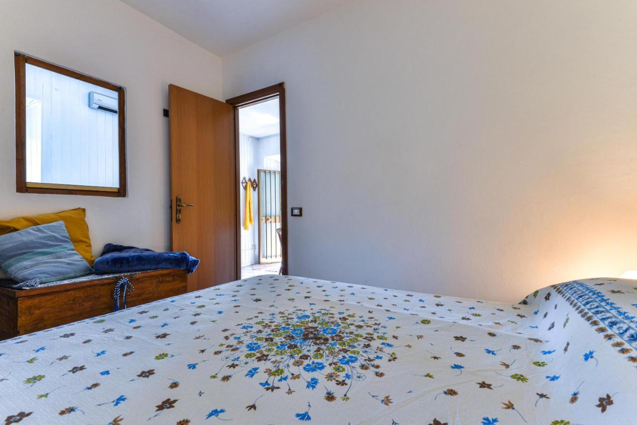 Casa Vacanze Iose Rio Marina Ngoại thất bức ảnh