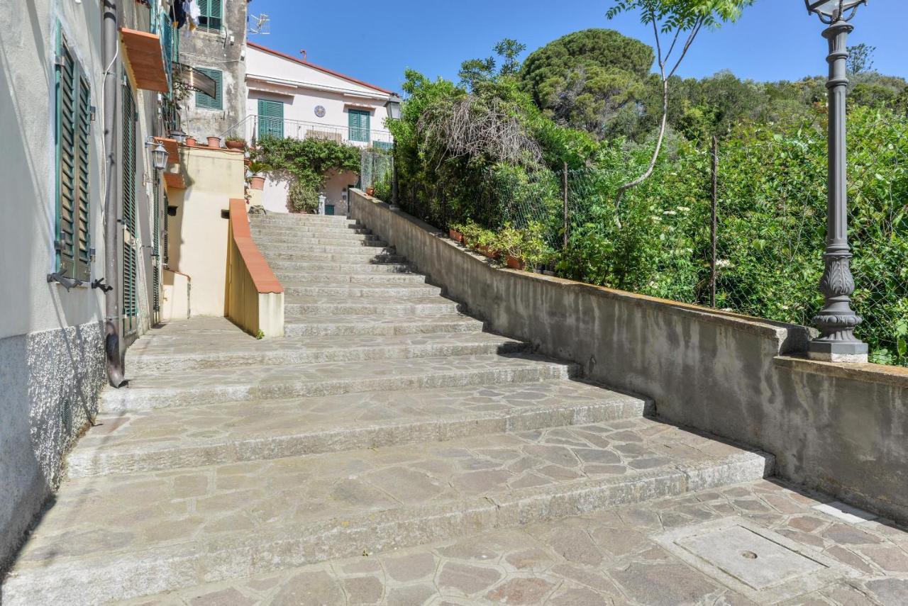 Casa Vacanze Iose Rio Marina Ngoại thất bức ảnh